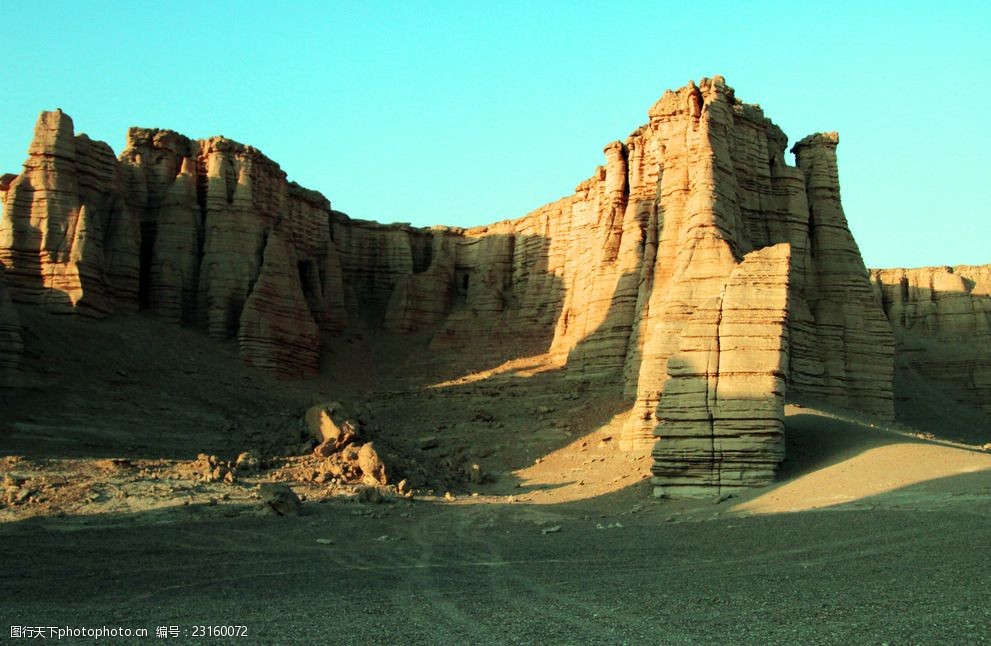 关键词:沙漠 雅丹 戈壁 雅丹地貌 自然风光 戈壁滩 戈壁山丘 摄影