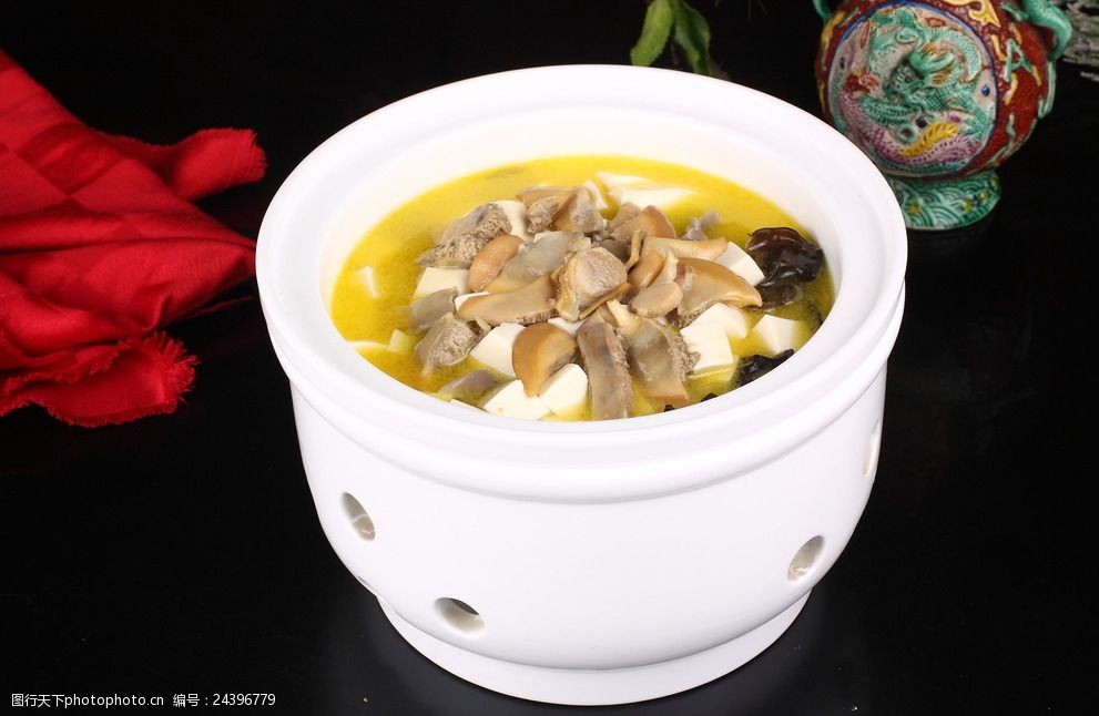 江南河蚌炖豆腐