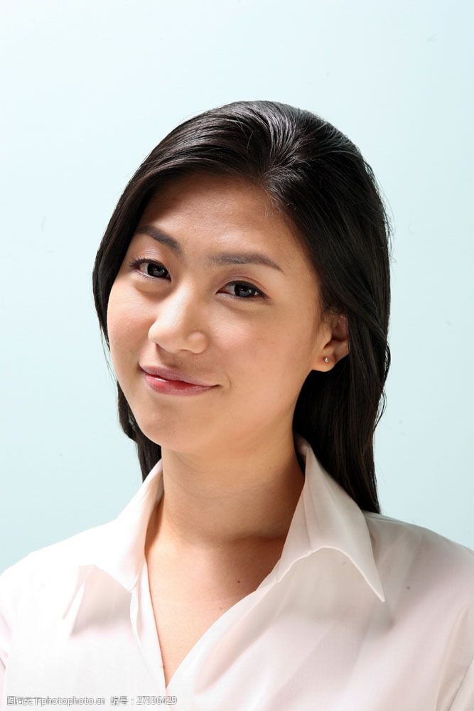 白领 成功女性 亚洲美女 秀发乌黑 微笑 亲切 面部特写 衬衫 人物摄影