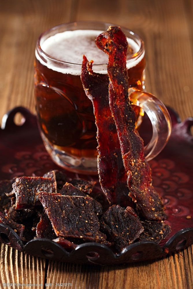 啤酒与牛肉干图片