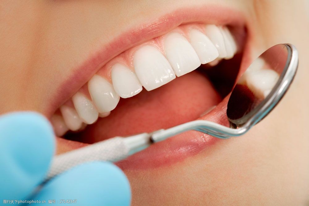 洁白牙齿和镜子图片素材 洁白 牙齿 口腔 镜子 牙科 牙齿护理素材