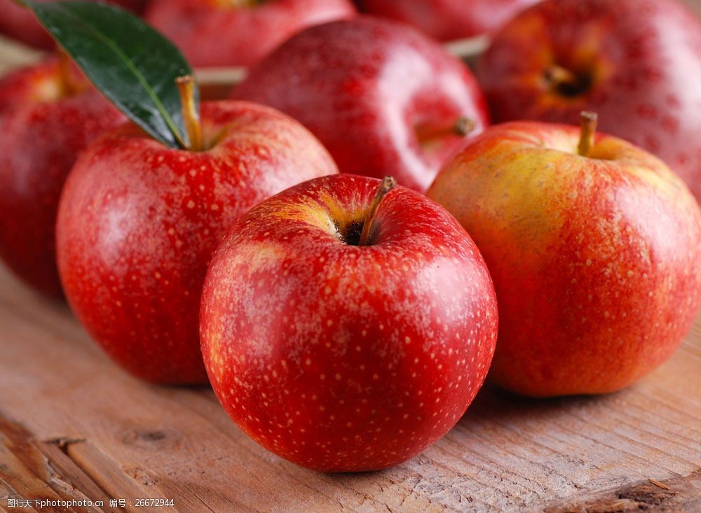 关键词:红红的苹果图片素材 苹果 红苹果 果实 果子 水果 新鲜水果